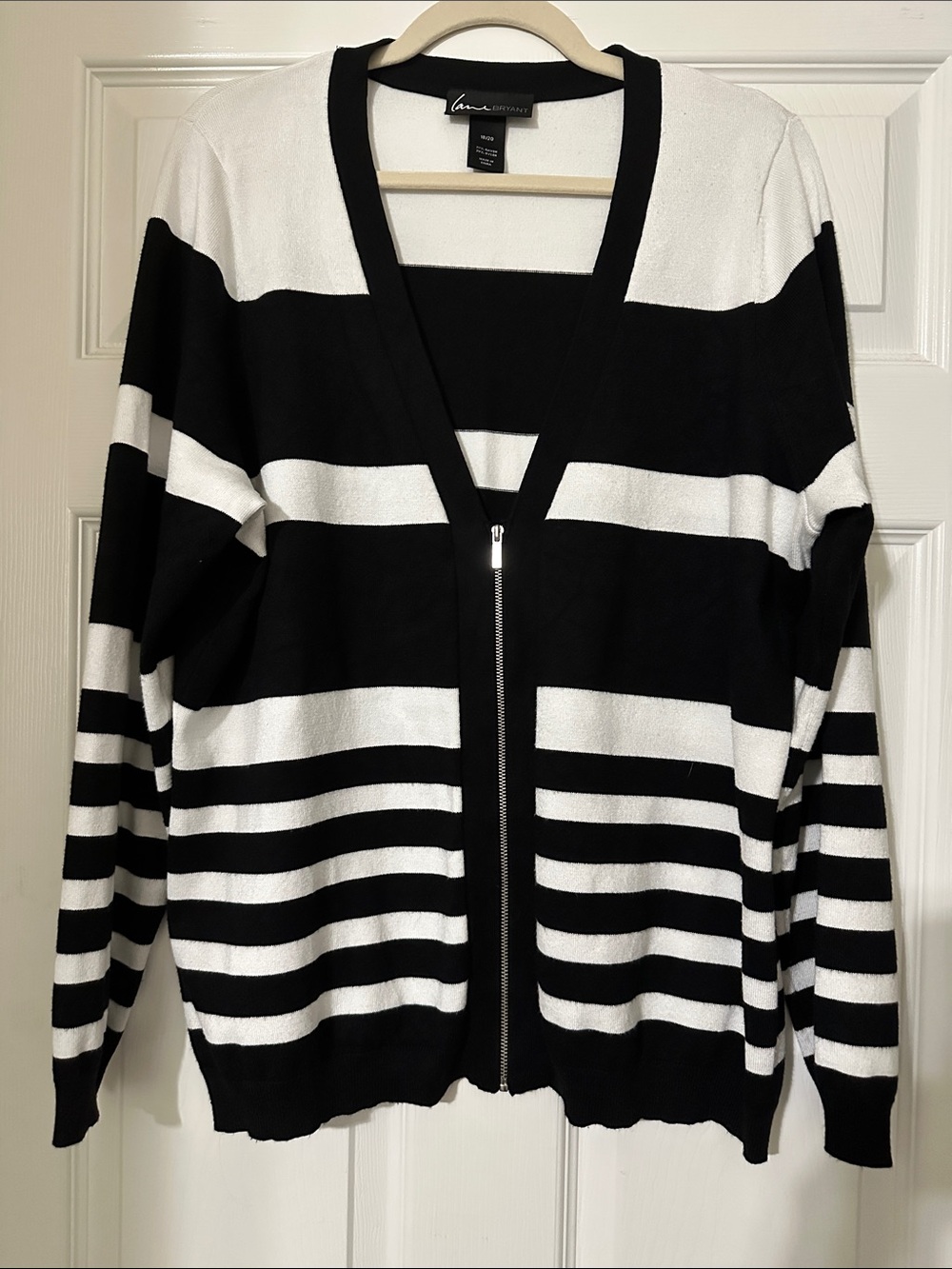 Lane Bryant Black and White Striped Zip Cardigan 18/20